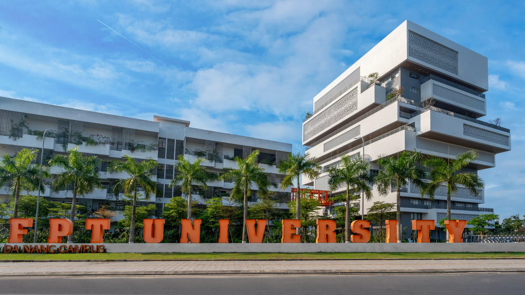 Khuôn viên Đại học FPT