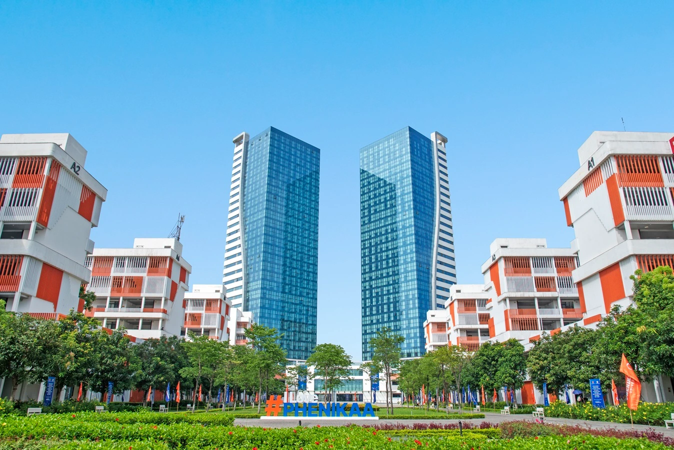 Khuôn viên Đại học Phenikaa
